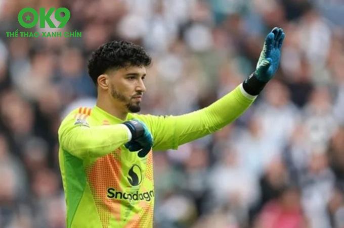 MU Trỗi Dậy, Man City Lúng Túng